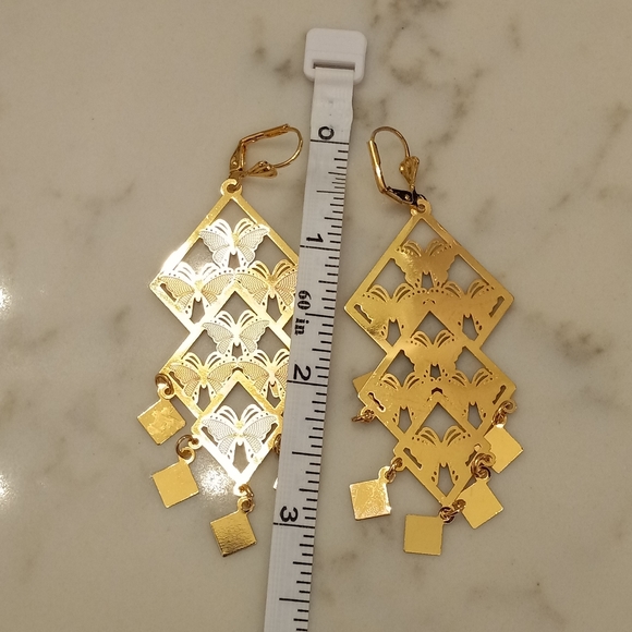 Butterfly  Earrings  Gold Layered Three Tones NWOT(ORO LAMINADO) - Picture 7 of 9